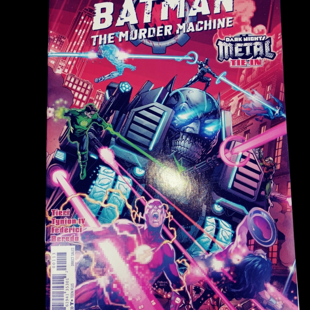 4 Comic Books - Picture 3 of 6